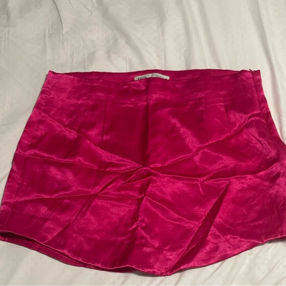 Zara Skirt Fuchsia - Picture 2 of 4
